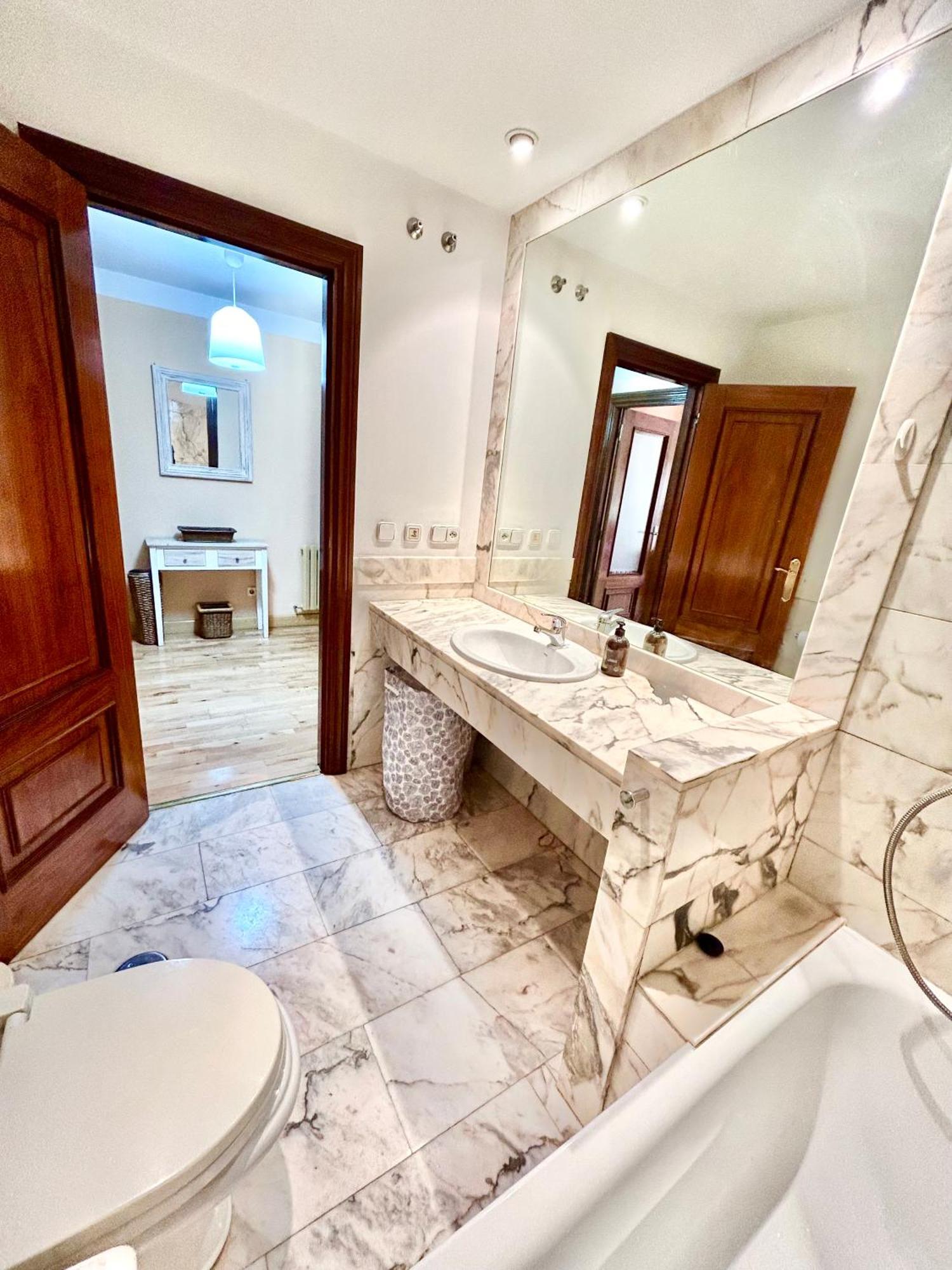 Vivienda Rectorado 2 Apartment Salamanca Ngoại thất bức ảnh