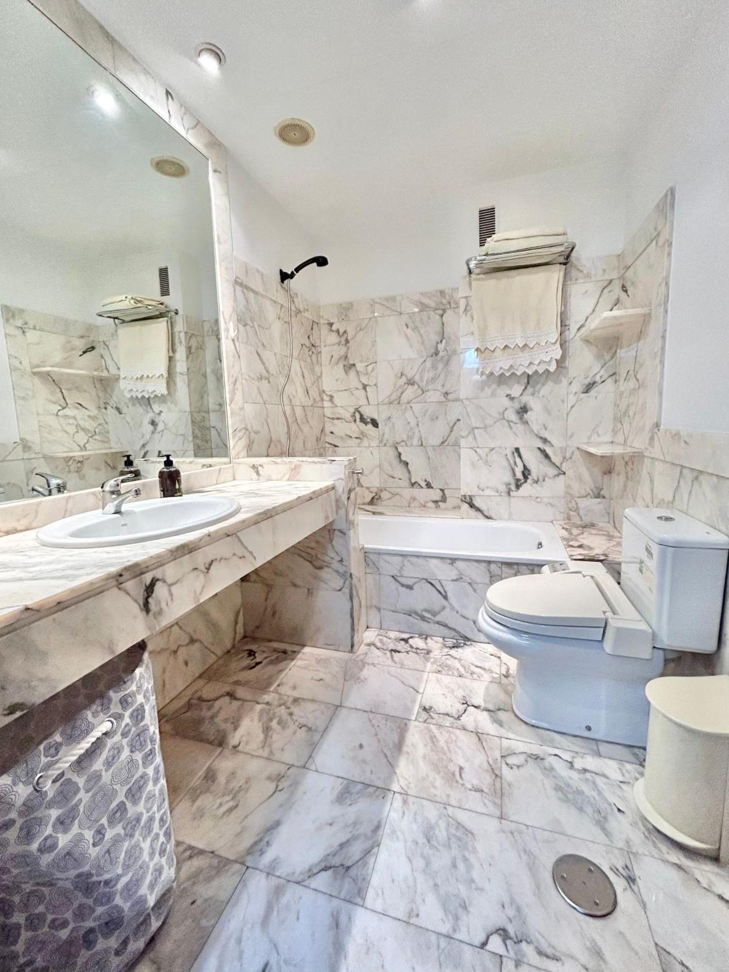 Vivienda Rectorado 2 Apartment Salamanca Ngoại thất bức ảnh